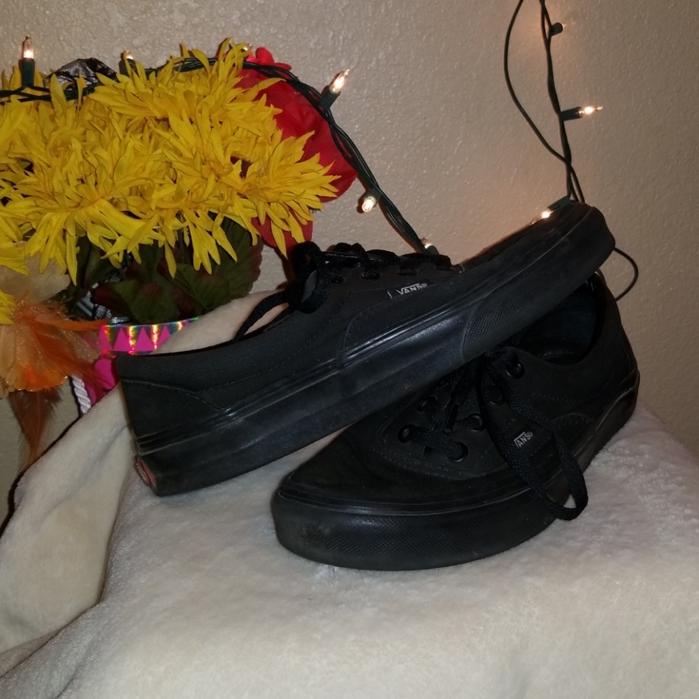 Original Black Van's